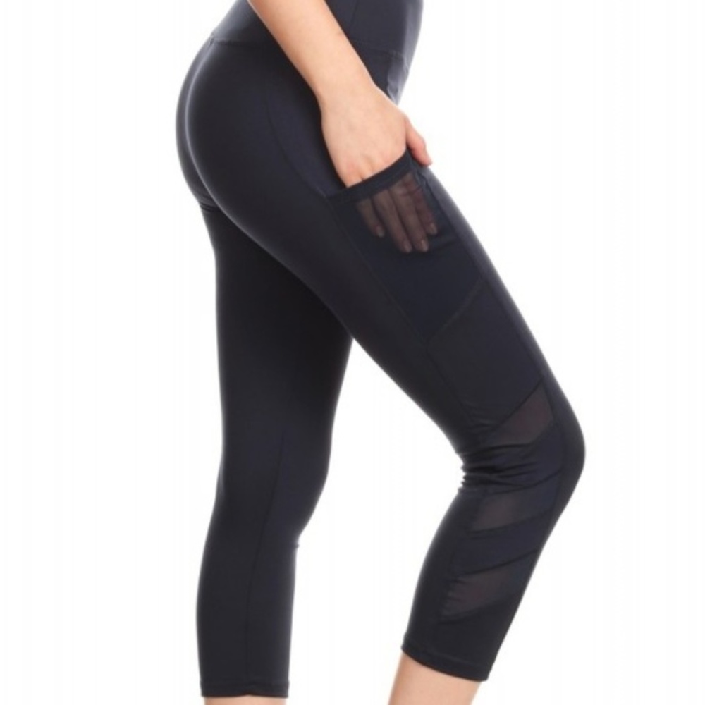 Solid Cropped NAVY Athletic Sport Capri Leggings